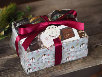 Mellem gaveæske med Chokolade, Vingummi & Lakrids